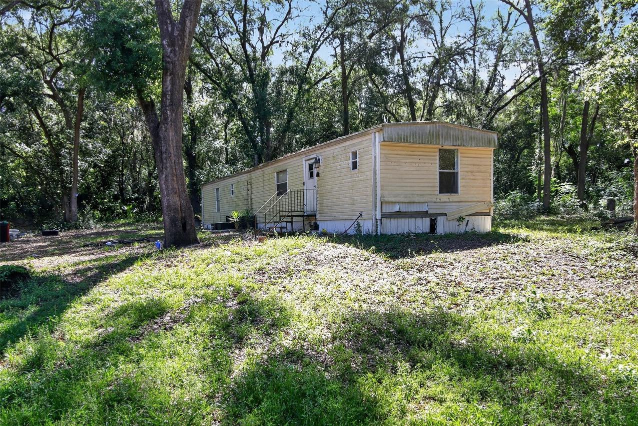 16940 SE 115th Ave., Weirsdale, FL 32195