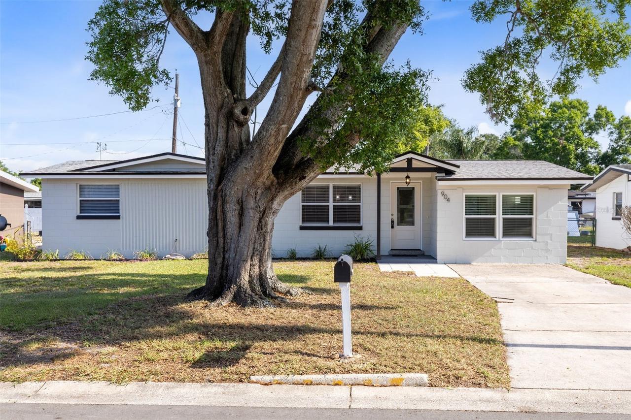 904 Hawaii Dr., Ocoee, FL 34761