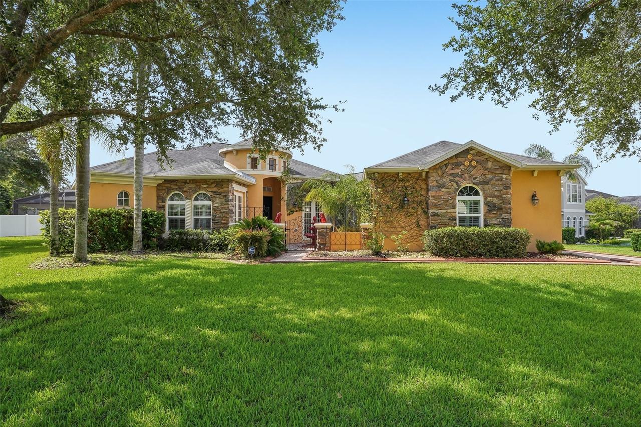 910 Parasol Pl., Oviedo, FL 32766