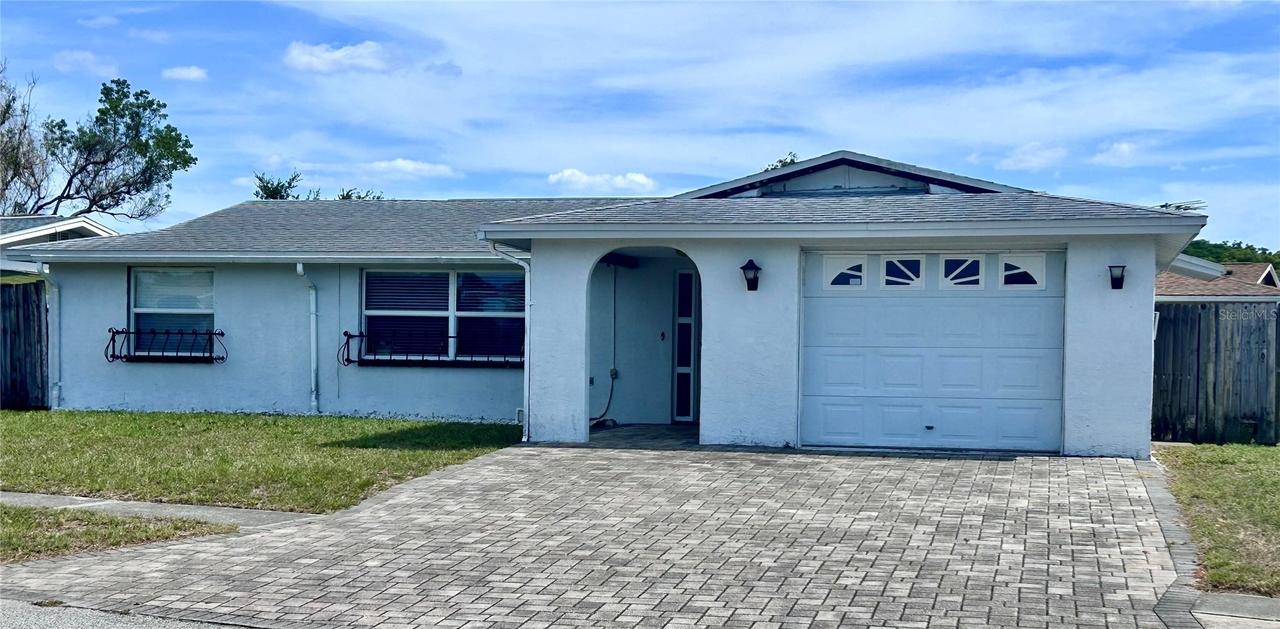 5746 Friedly Ave., New Port Richey, FL 34652