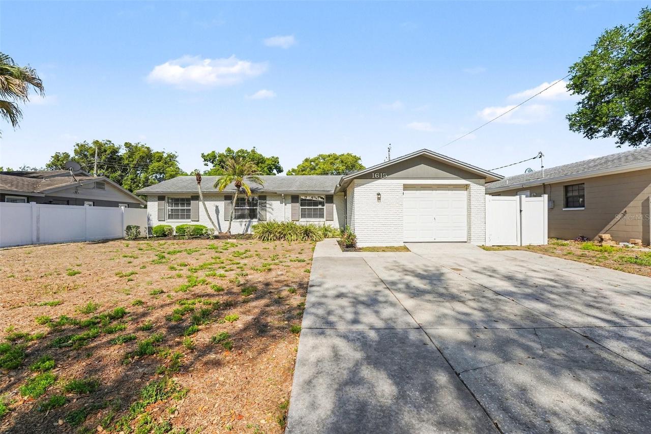 1615 Seneca Ave., Lakeland, FL 33801