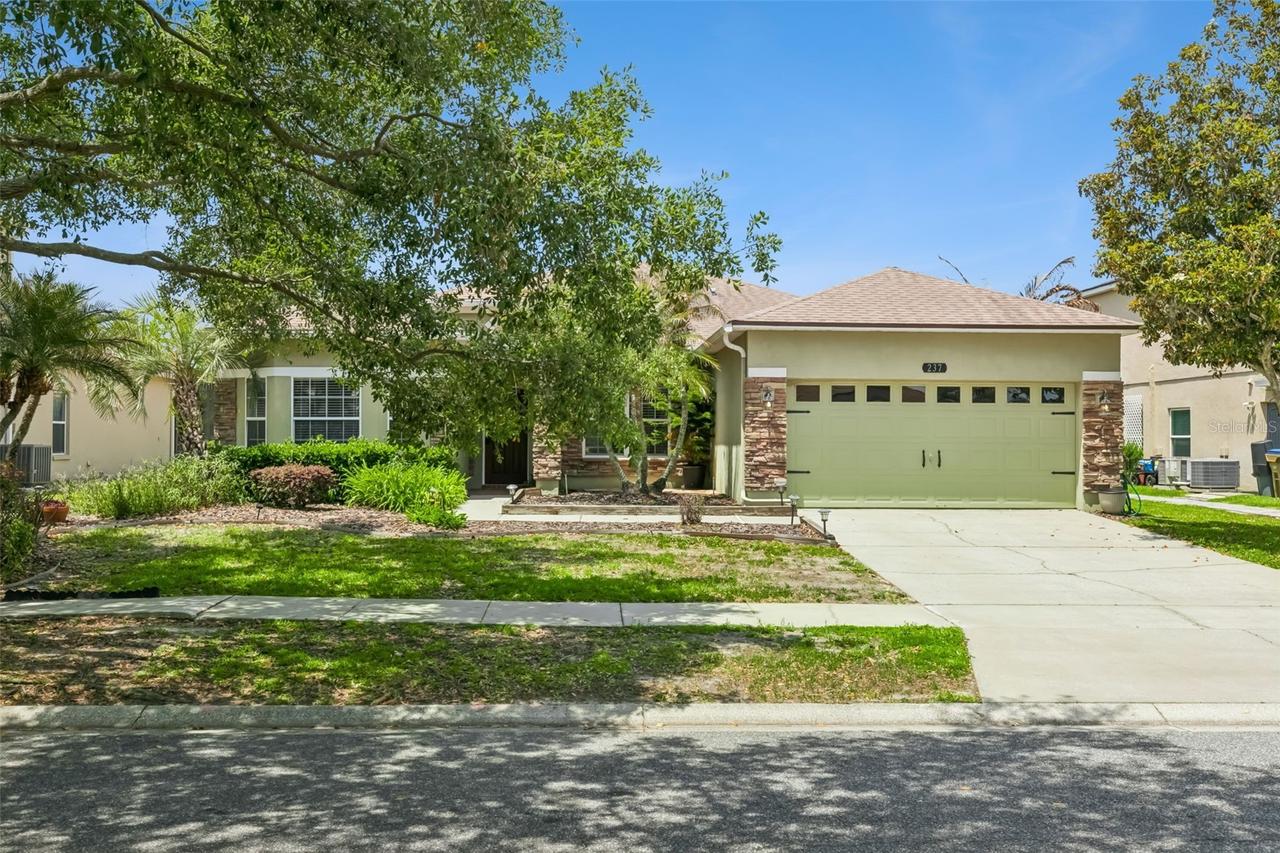 237 Strathmore Cir., Kissimmee, FL 34744