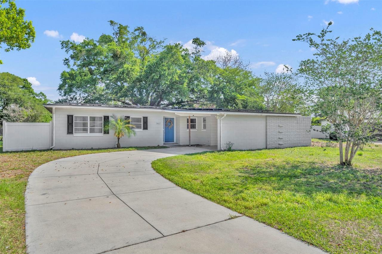 3627 Seagrape Dr., Winter Park, FL 32792