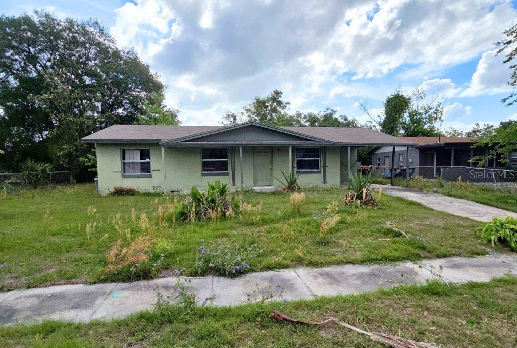1029 S Gertrude Ct., Daytona Beach, FL 32117
