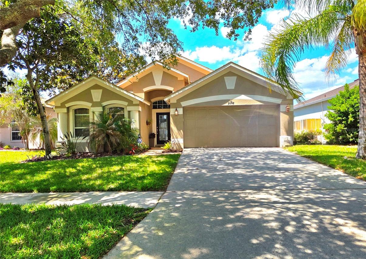 2608 Vinedale Ave., Valrico, FL 33596