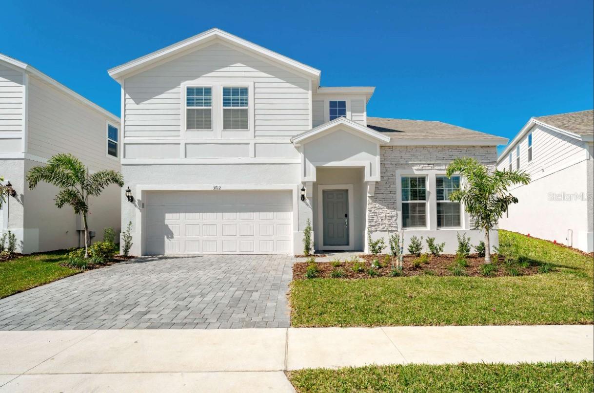 3712 Lana Ave., Davenport, FL 33897