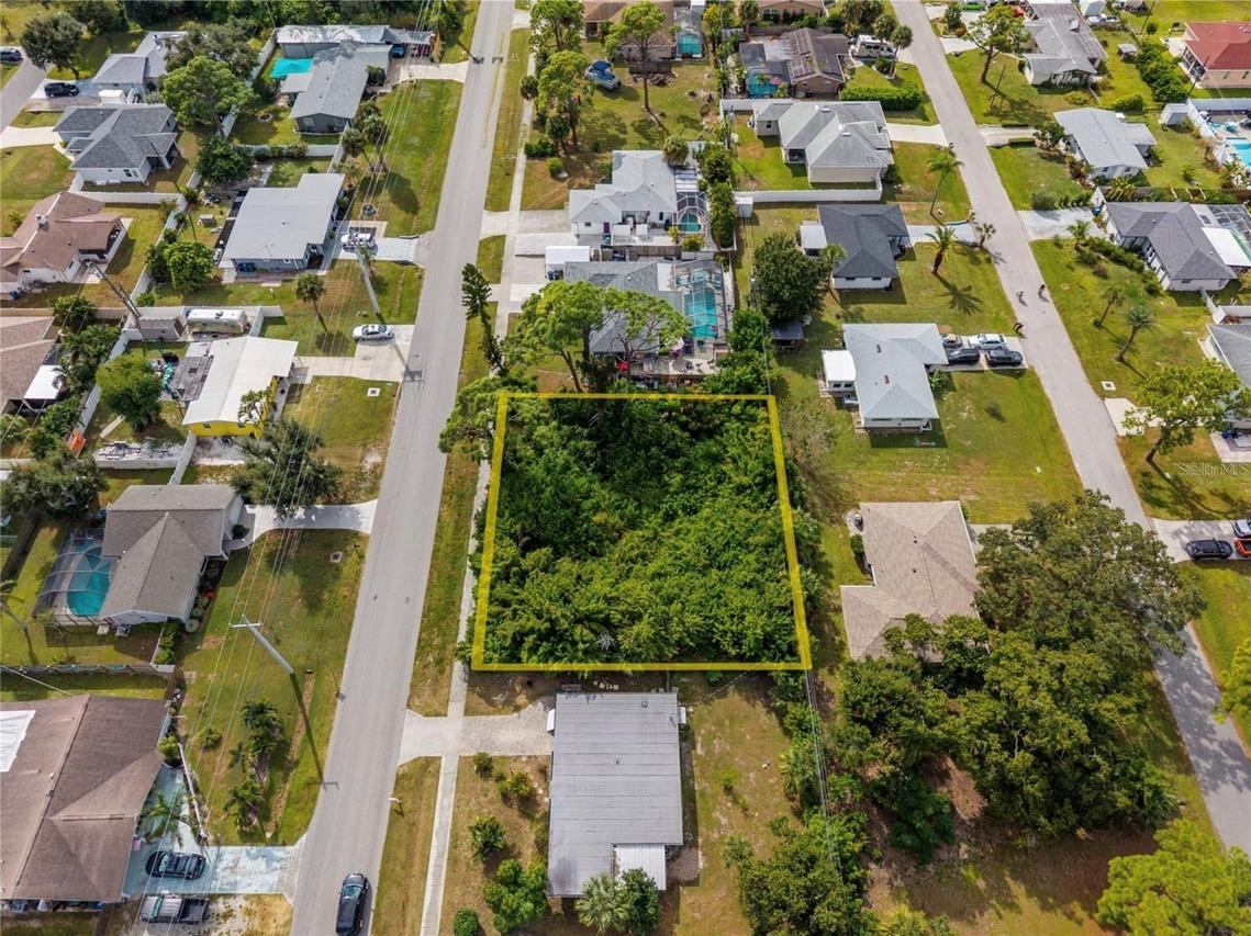 31 W Seminole Dr., Venice, FL 34293