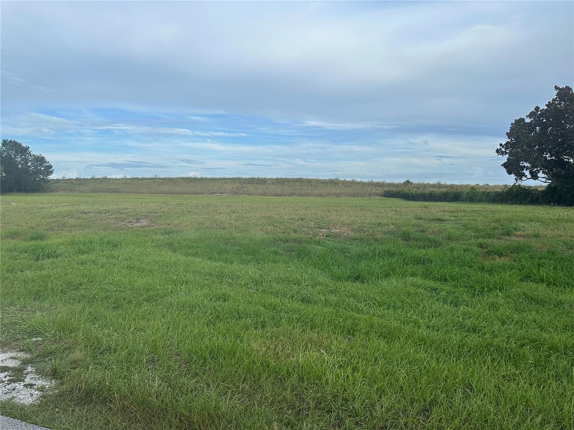 529 Sunset Pointe Dr., Lake Placid, FL 33852