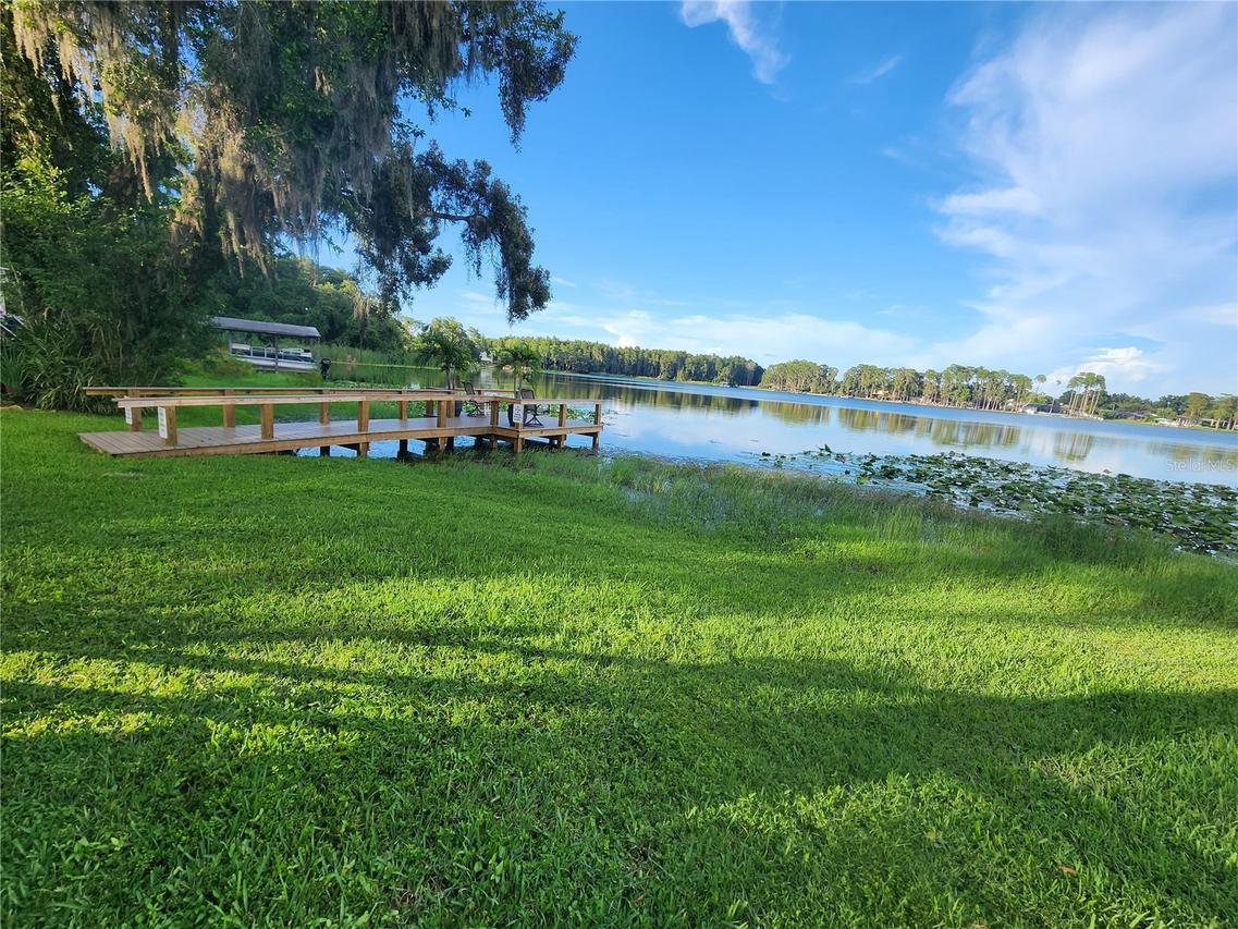 3402 Ellenwood Ln., Tampa, FL 33618