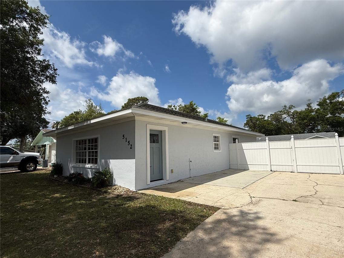 5152 Isabelle Ave., Port Orange, FL 32127