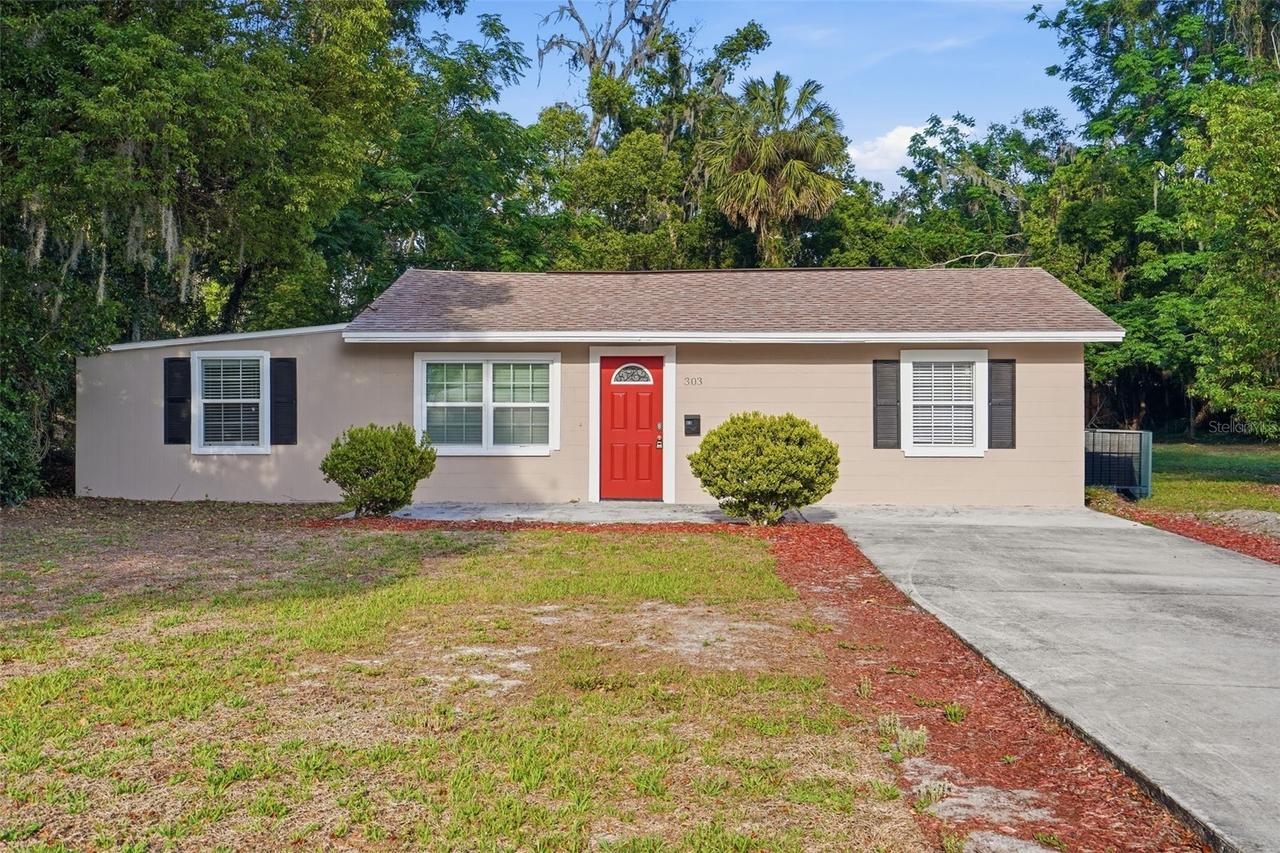 303 Josephine Ave., Fruitland Park, FL 34731