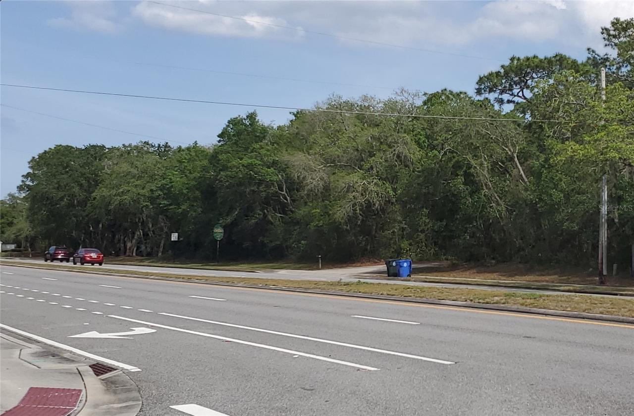 175 W Chapman Rd., Oviedo, FL 32765
