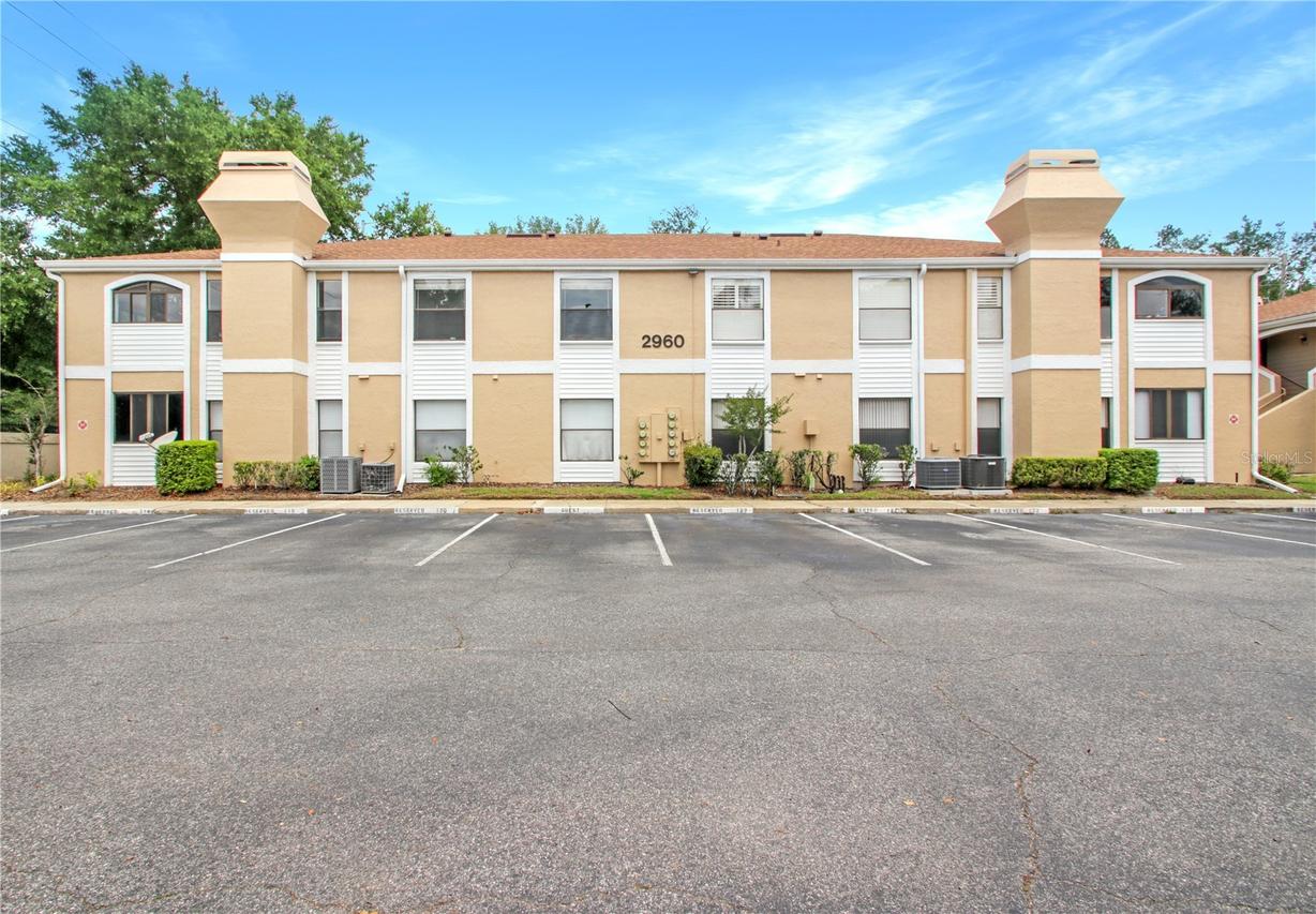 2960 S Semoran Blvd. #1503, Orlando, FL 32822