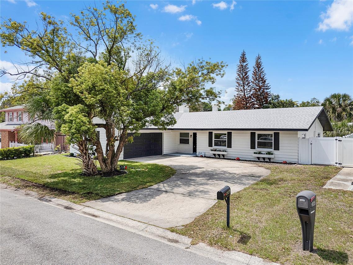2829 Aloma Ave., Winter Park, FL 32792