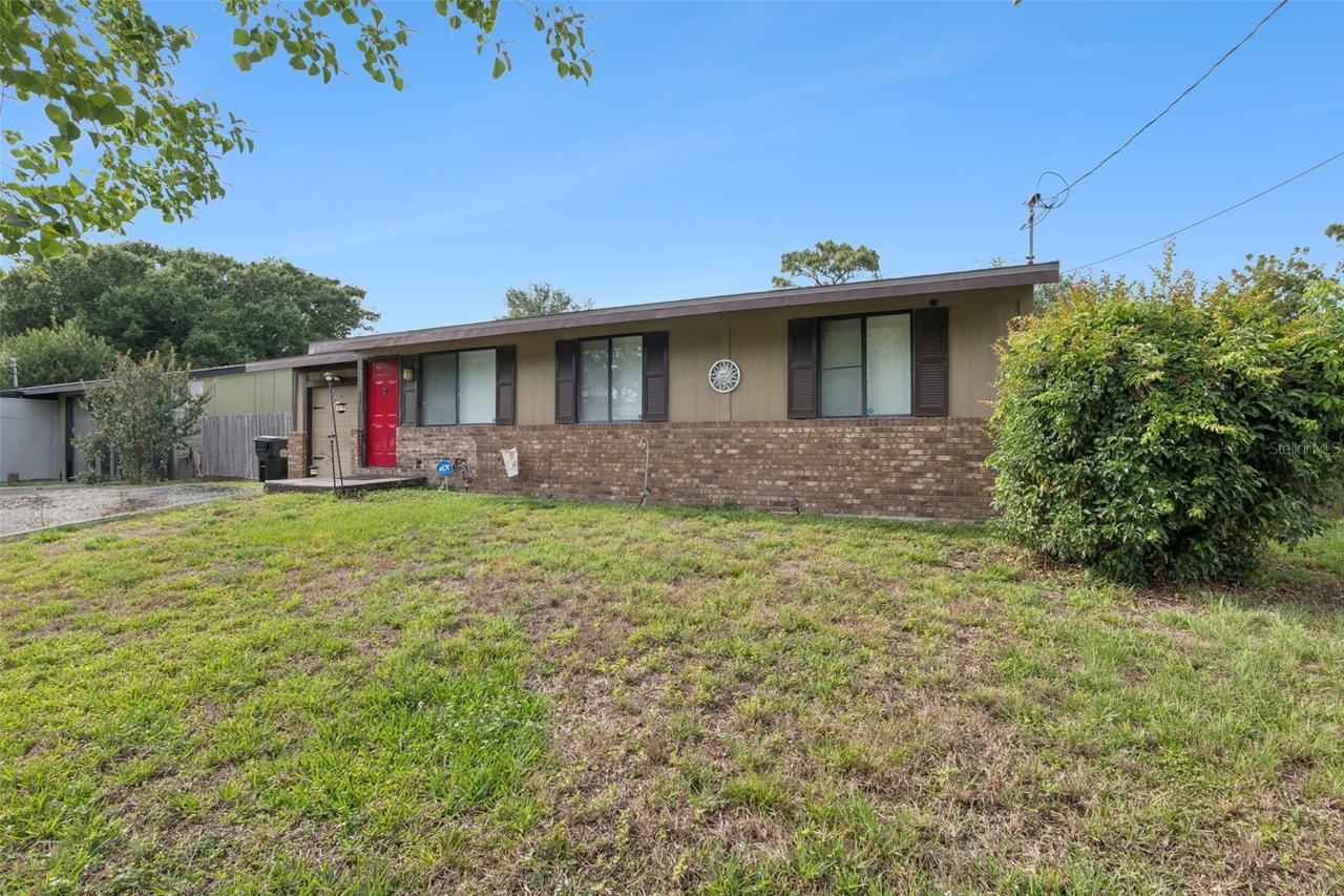 25 W Thrush St., Apopka, FL 32712