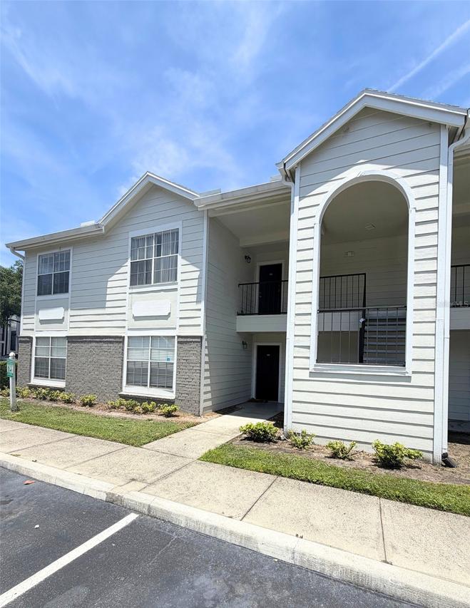 2550 N Alafaya Tr. #8204, Orlando, FL 32826