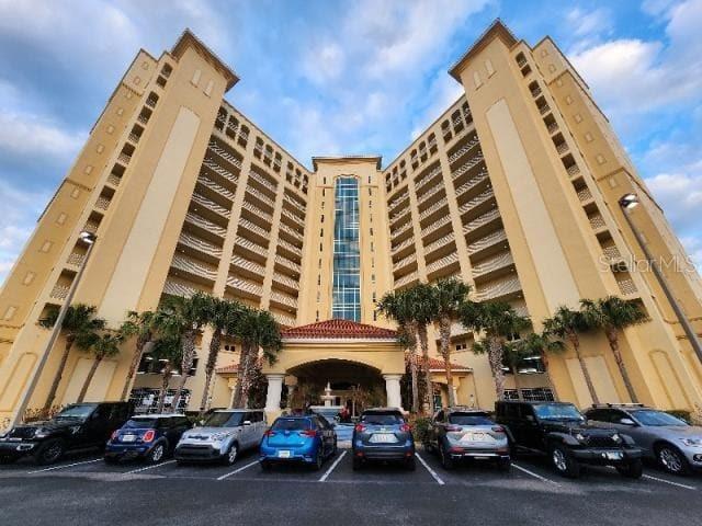 2801 S Ridgewood Ave. #403, South Daytona, FL 32119