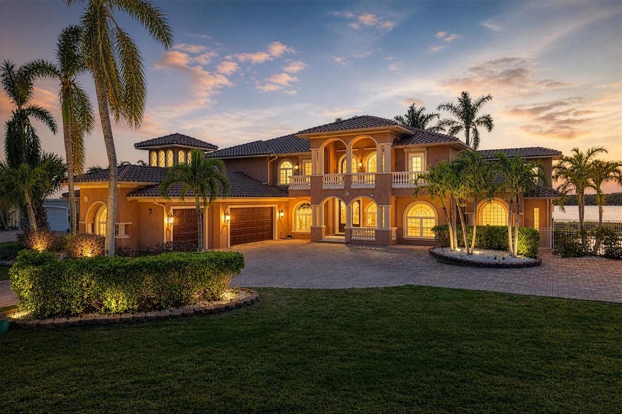7 Cove View Ct., Cocoa Beach, FL 32931