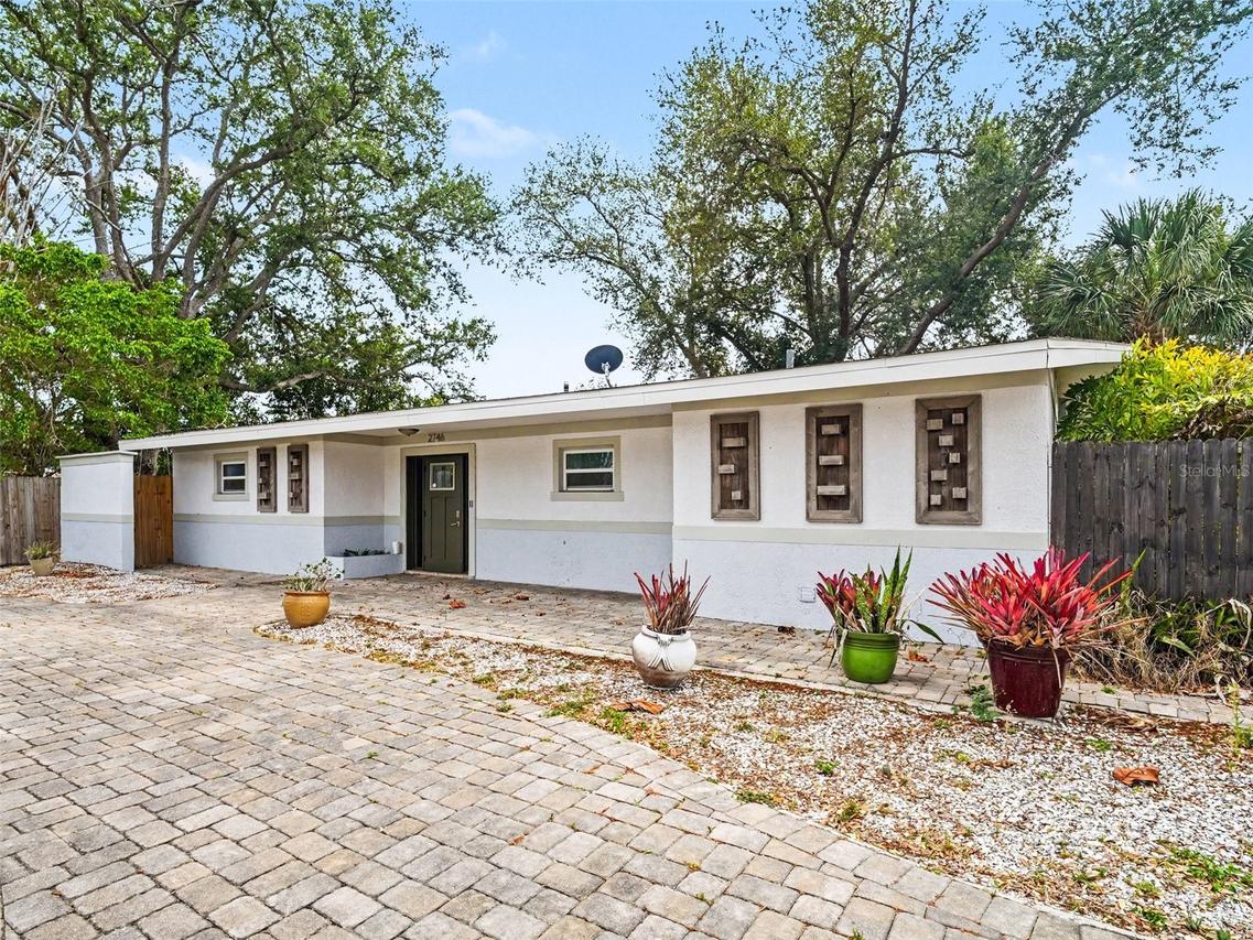 2746 Hibiscus St., Sarasota, FL 34239