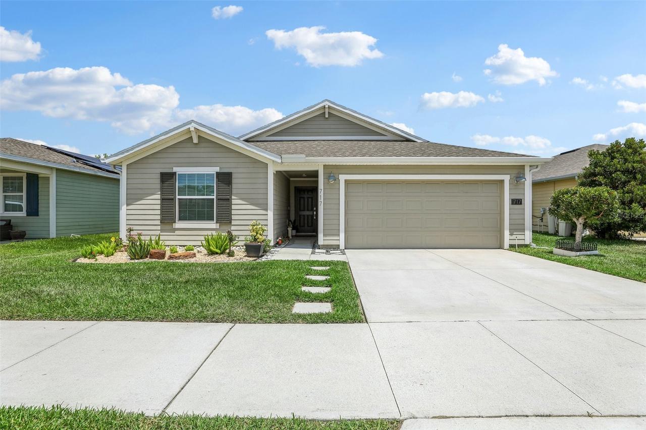 717 Simone Ct., Haines City, FL 33844