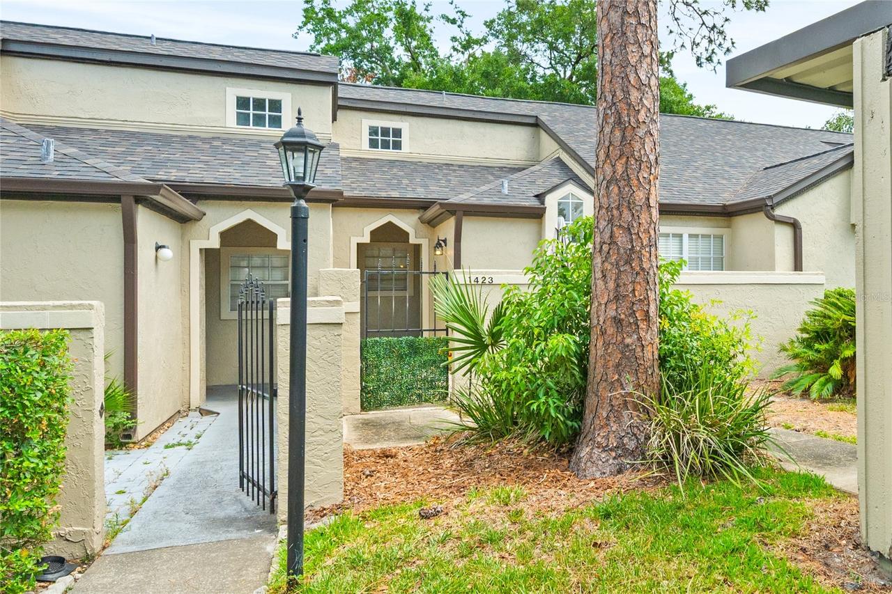 1423 Farrindon Cir., Lake Mary, FL 32746