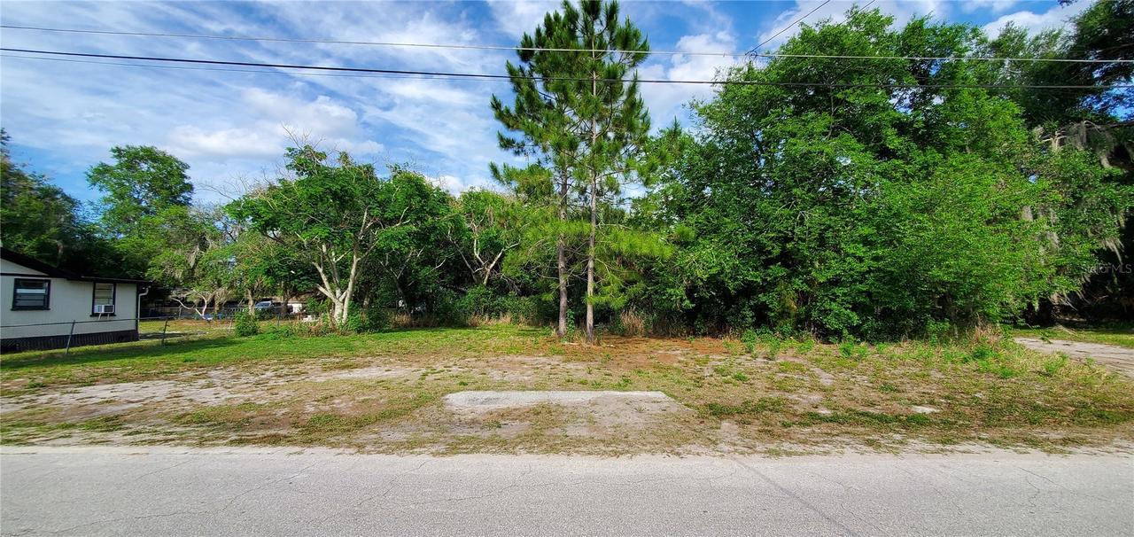 355 Chinaberry Ave., Oviedo, FL 32765