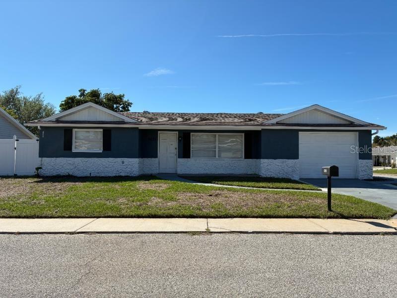 9425 Lido Ln., Port Richey, FL 34668