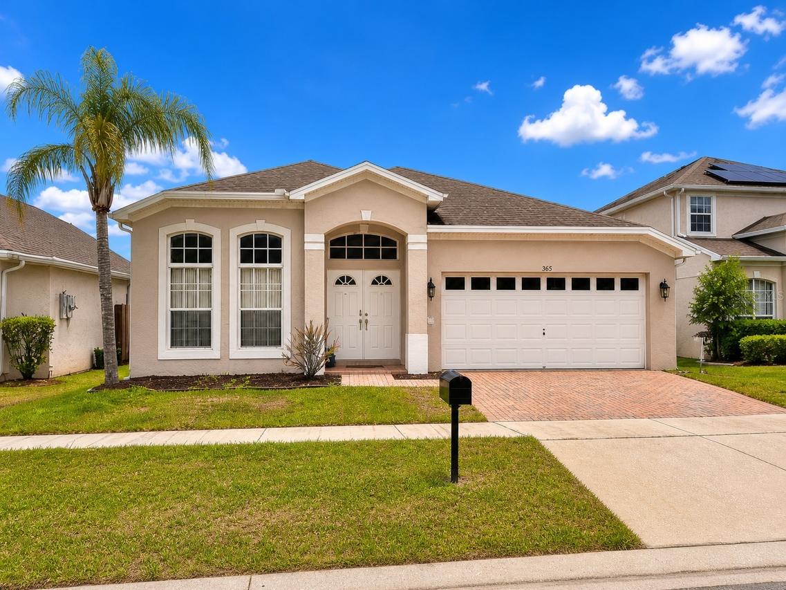 205 Gleneagles Dr., Davenport, FL 33897