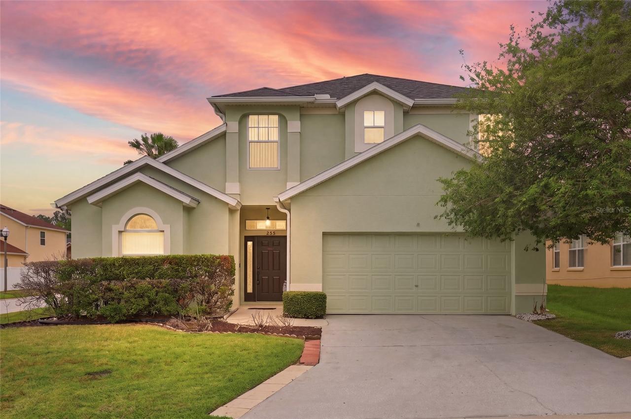 208 Corvina Dr., Davenport, FL 33897