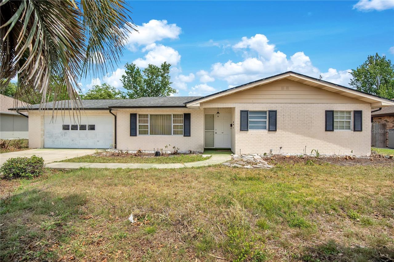 1571 Urbana Ave., Deltona, FL 32725