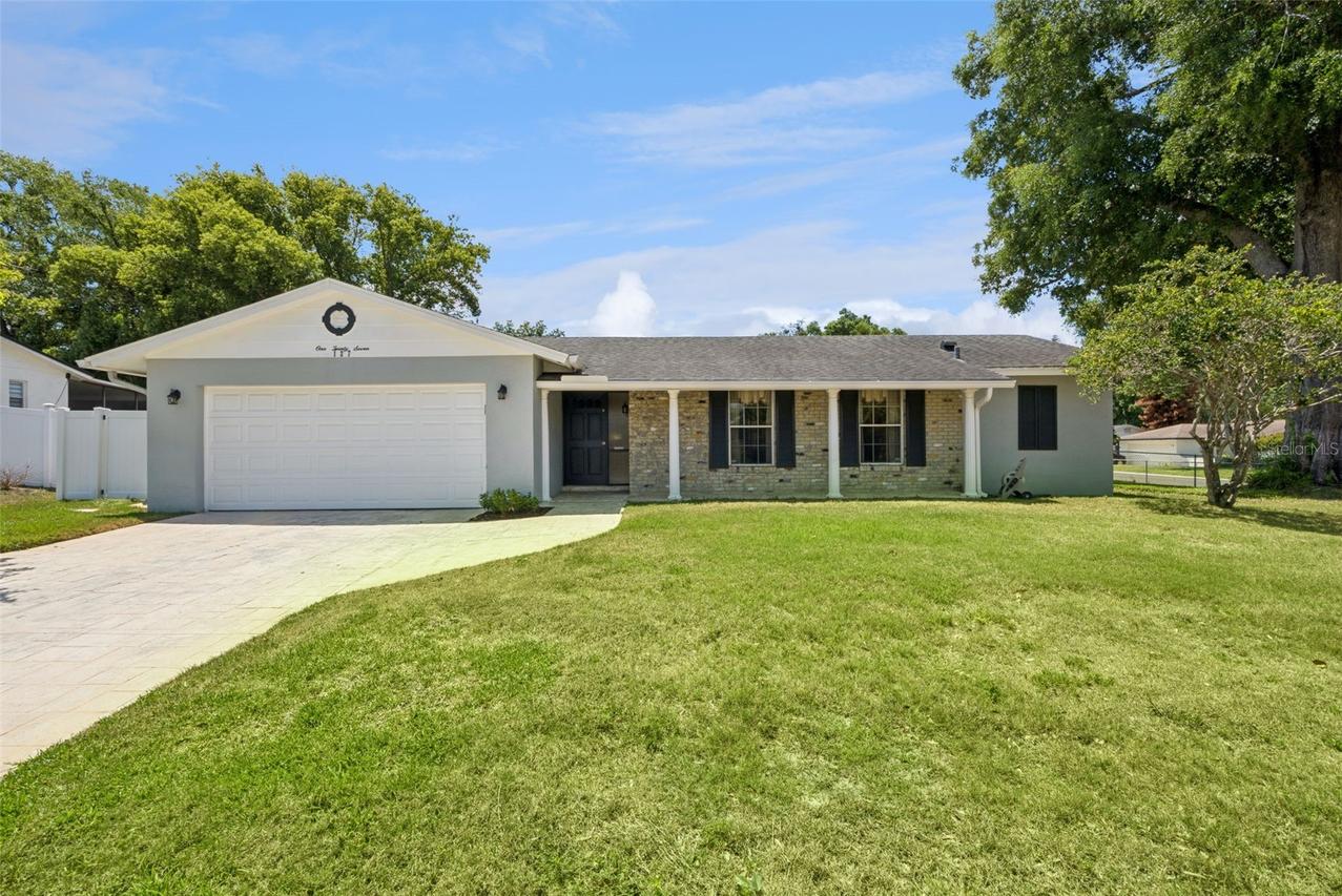 127 Clover Ln., Longwood, FL 32750