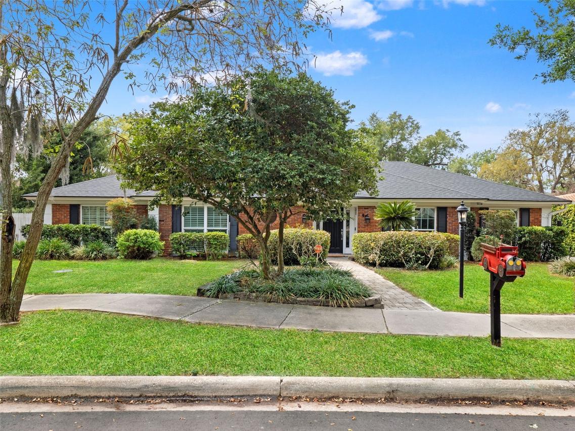 1214 Sweetbriar Rd., Orlando, FL 32806