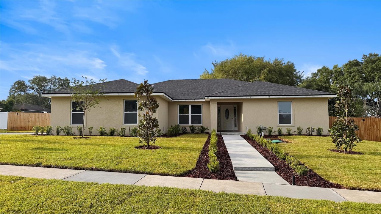 230 Cattail Ct., Orlando, FL 32806