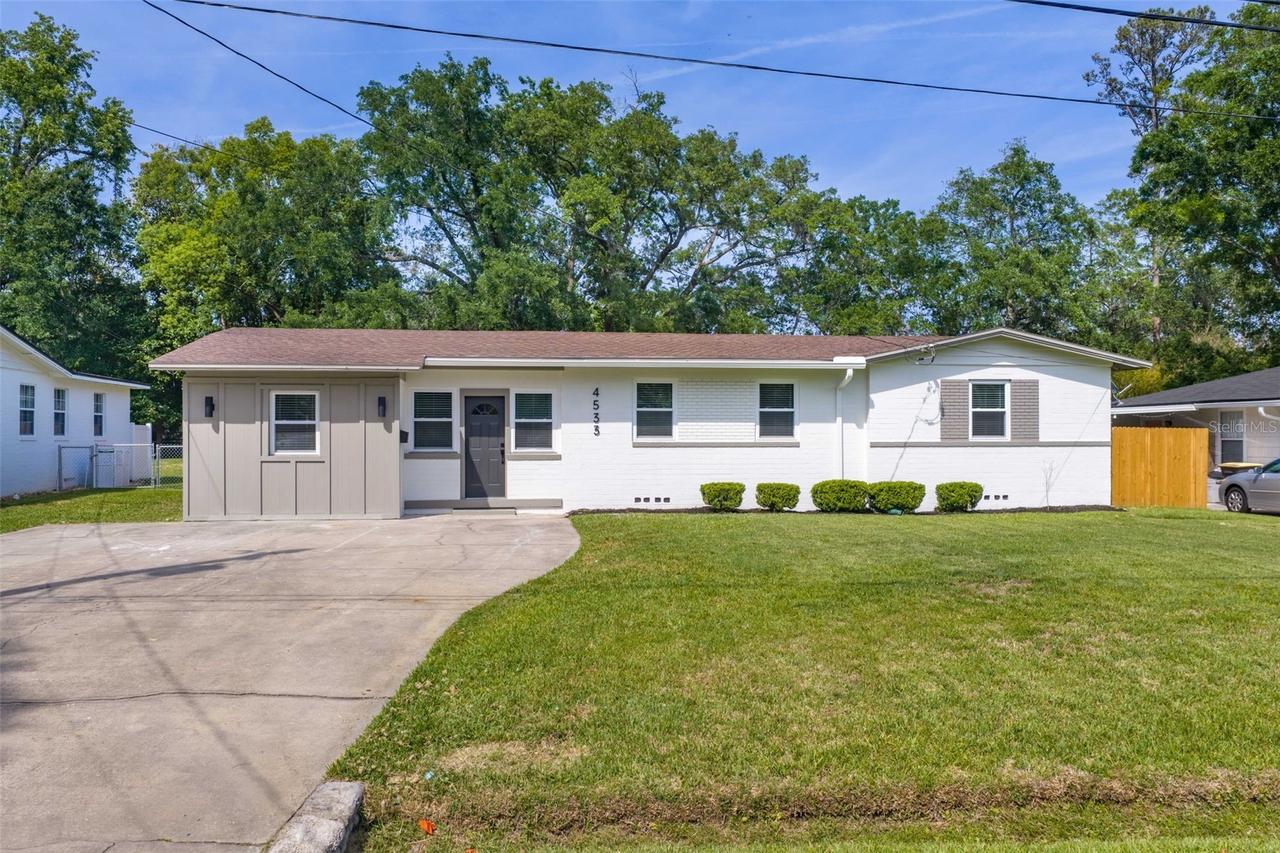 4533 Water Oak Ln., Jacksonville, FL 32210