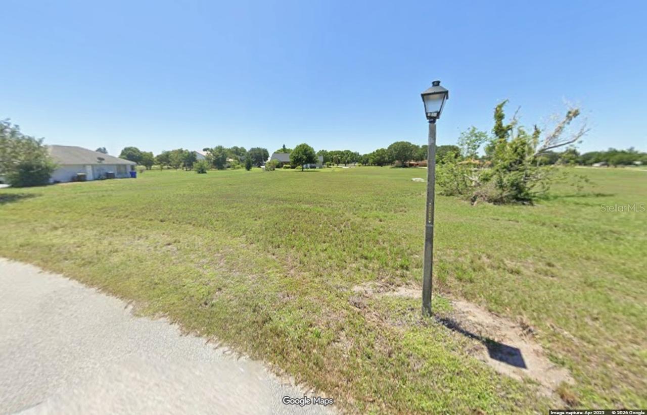 508 Meadowland Rd., Sebring, FL 33876