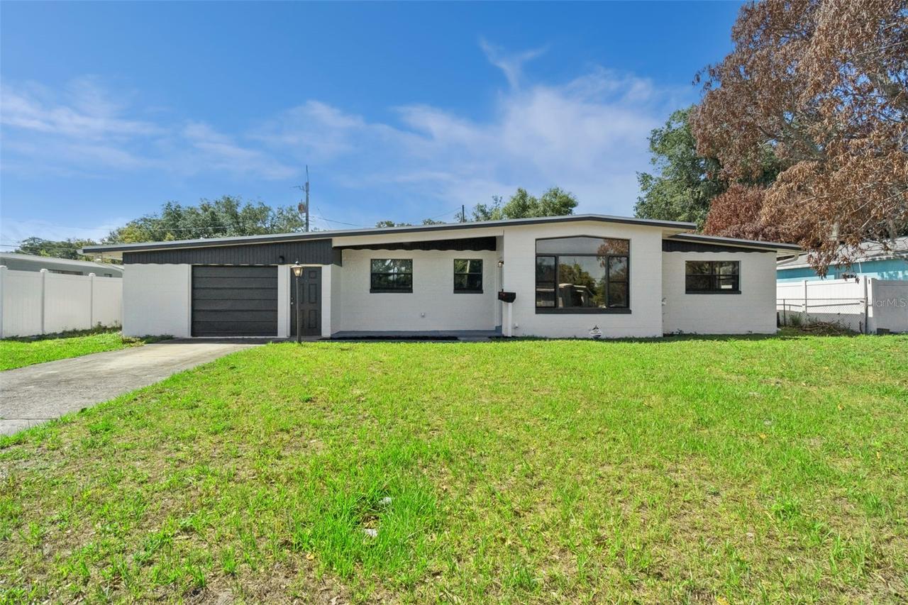 6304 Yellowstone St., Orlando, FL 32807