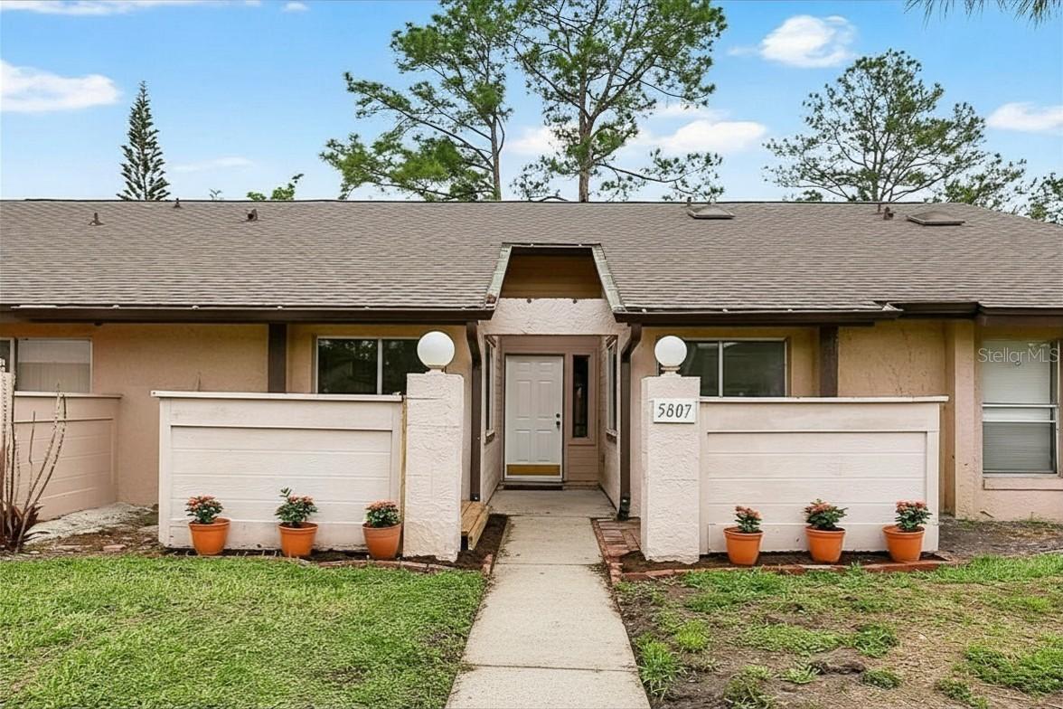 5807 Red Dahlia Ct. #27, Orlando, FL 32807