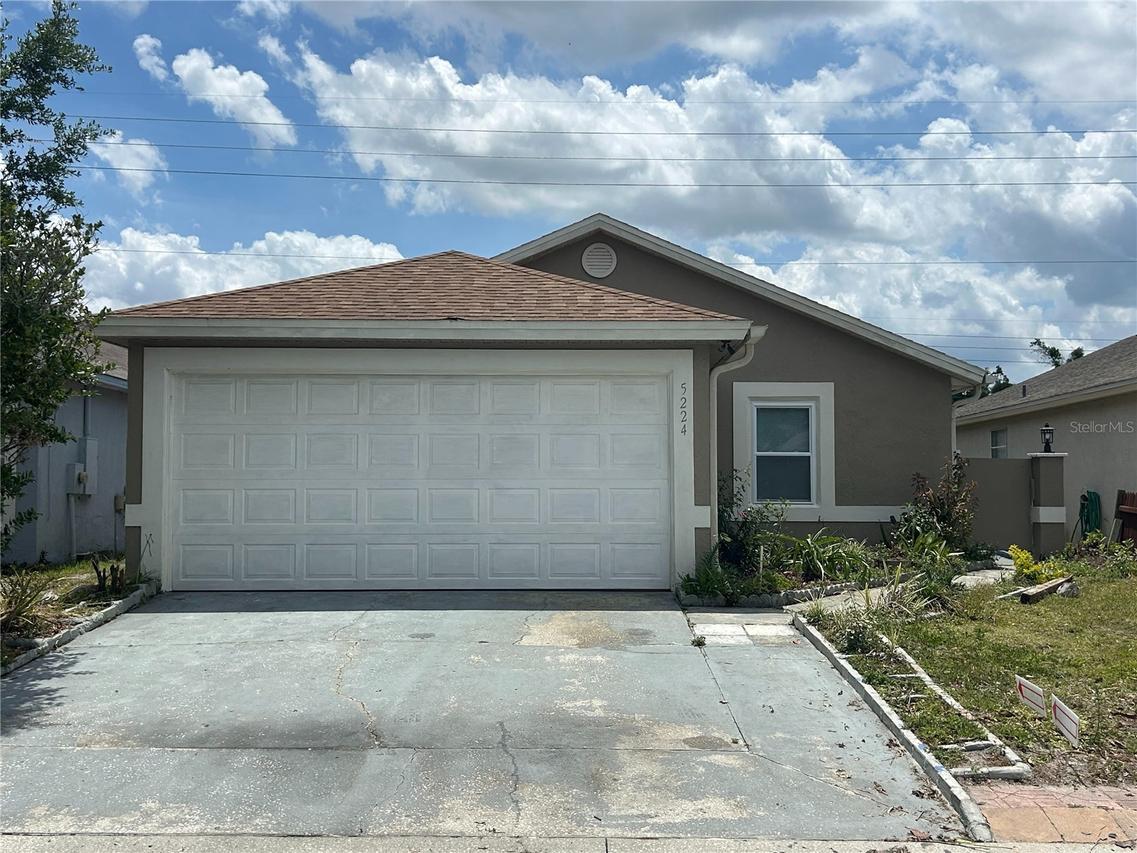 5224 Florida Holly Dr., Orlando, FL 32811