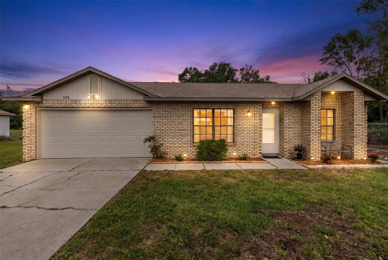 1098 Lamplighter Ave., Deltona, FL 32725