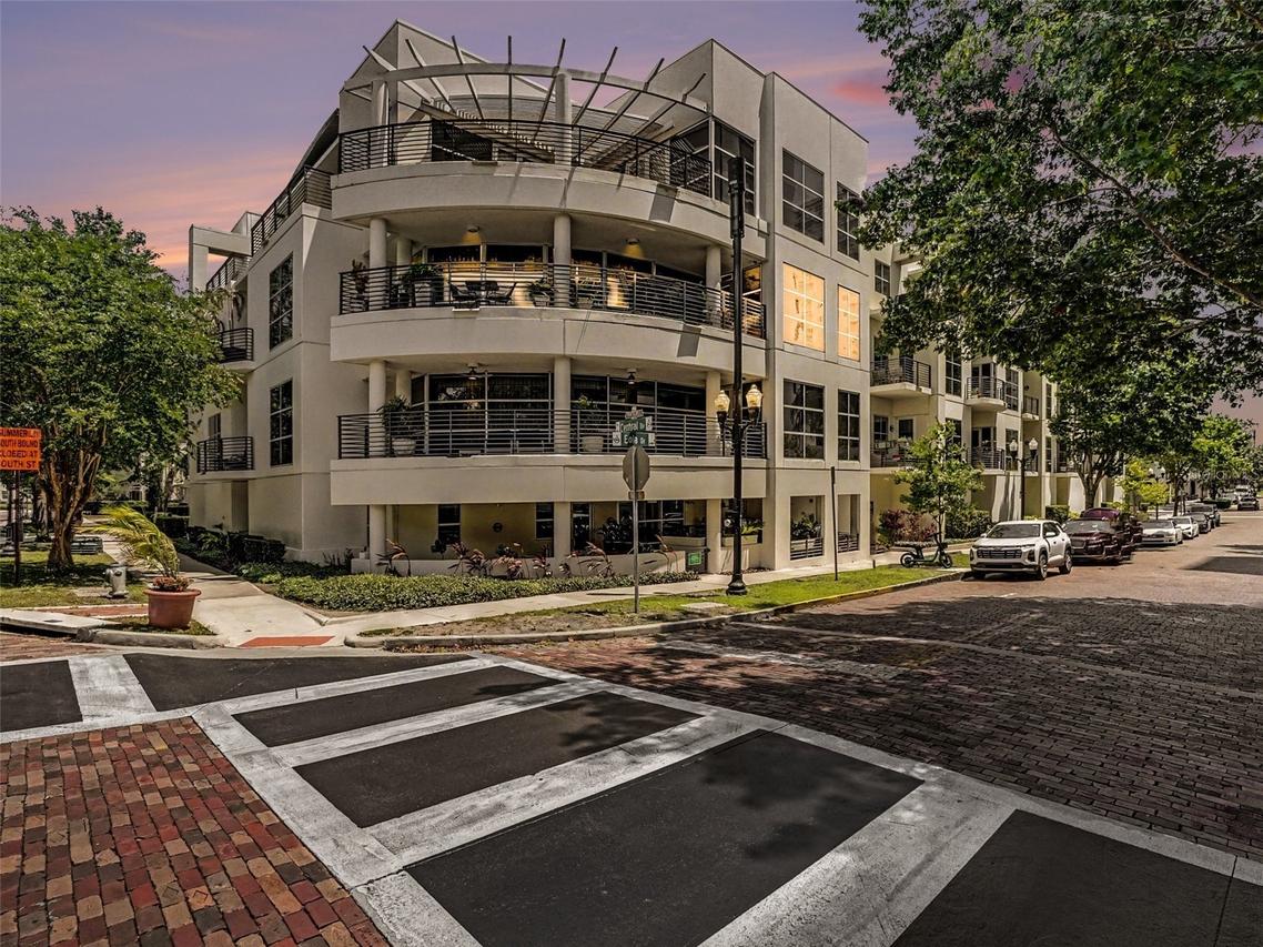 1 S Eola Dr., Orlando, FL 32801
