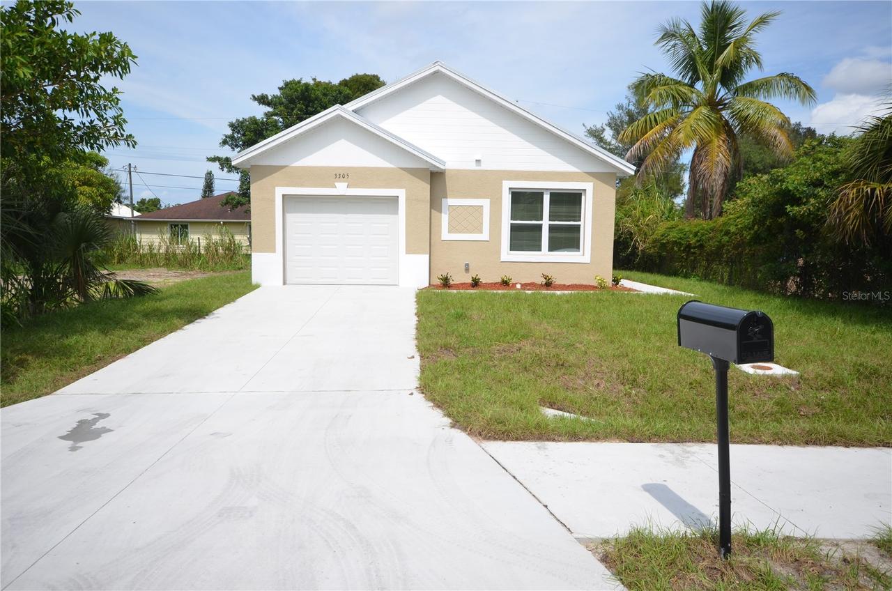 3305 Bassie Ct., Fort Myers, FL 33916