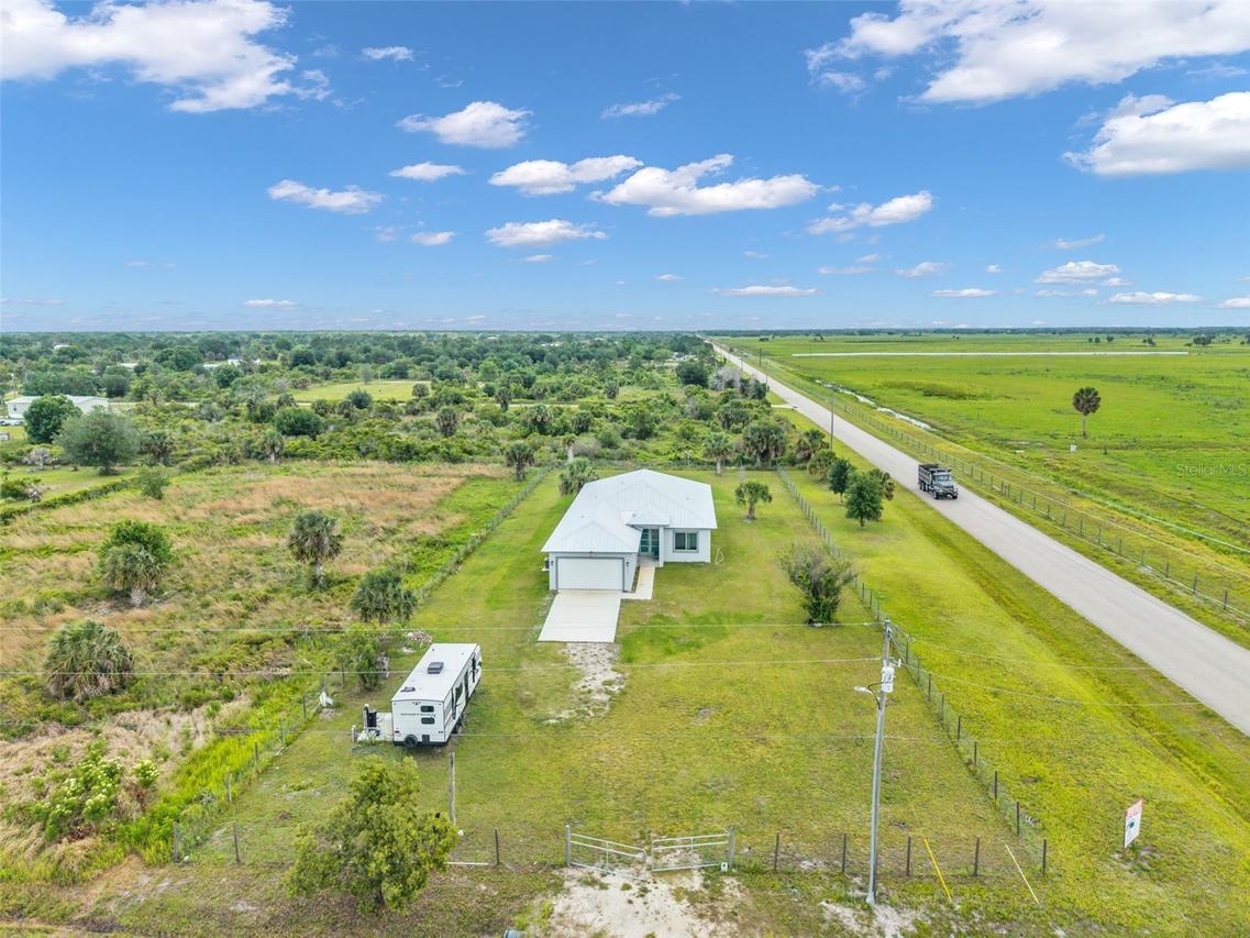 14411 NW 266th St., Okeechobee, FL 34972