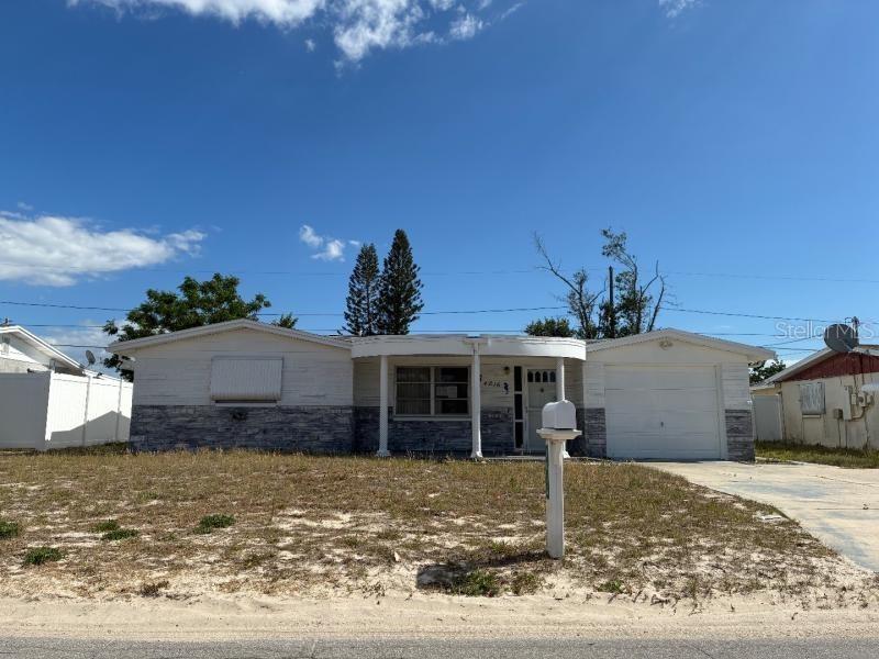 4816 Panorama Ave., Holiday, FL 34690