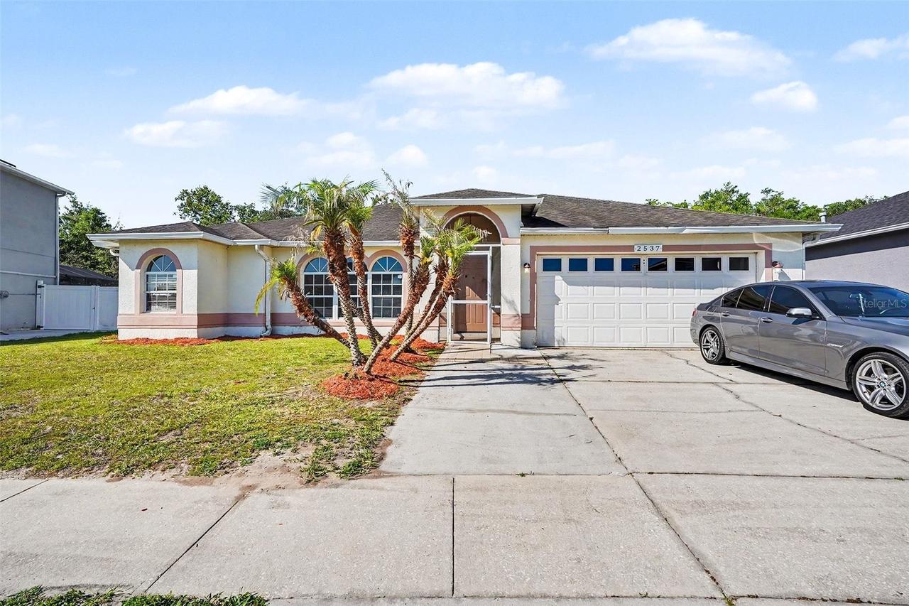 2537 Jasmine Trace Dr., Kissimmee, FL 34758