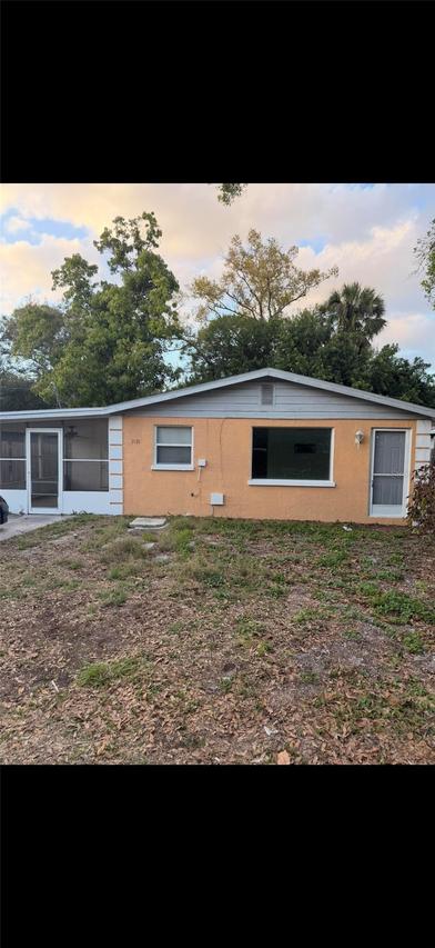 2121 33rd St., Sarasota, FL 34234