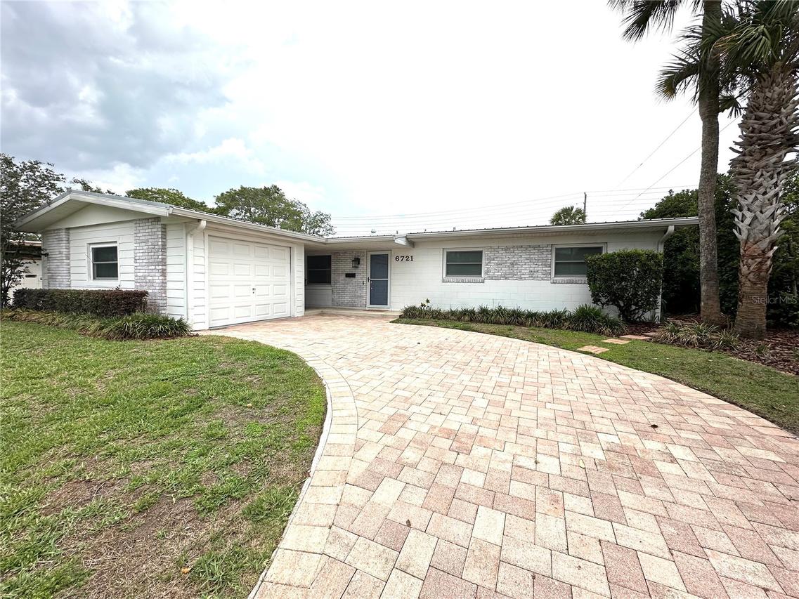 6721 Precourt Dr., Orlando, FL 32809