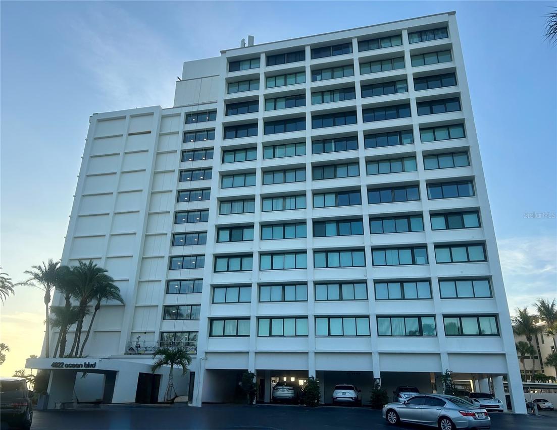 4822 Ocean Blvd. #3D, Sarasota, FL 34242