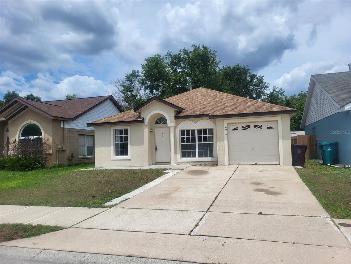 6913 Long Needle Ct., Orlando, FL 32822