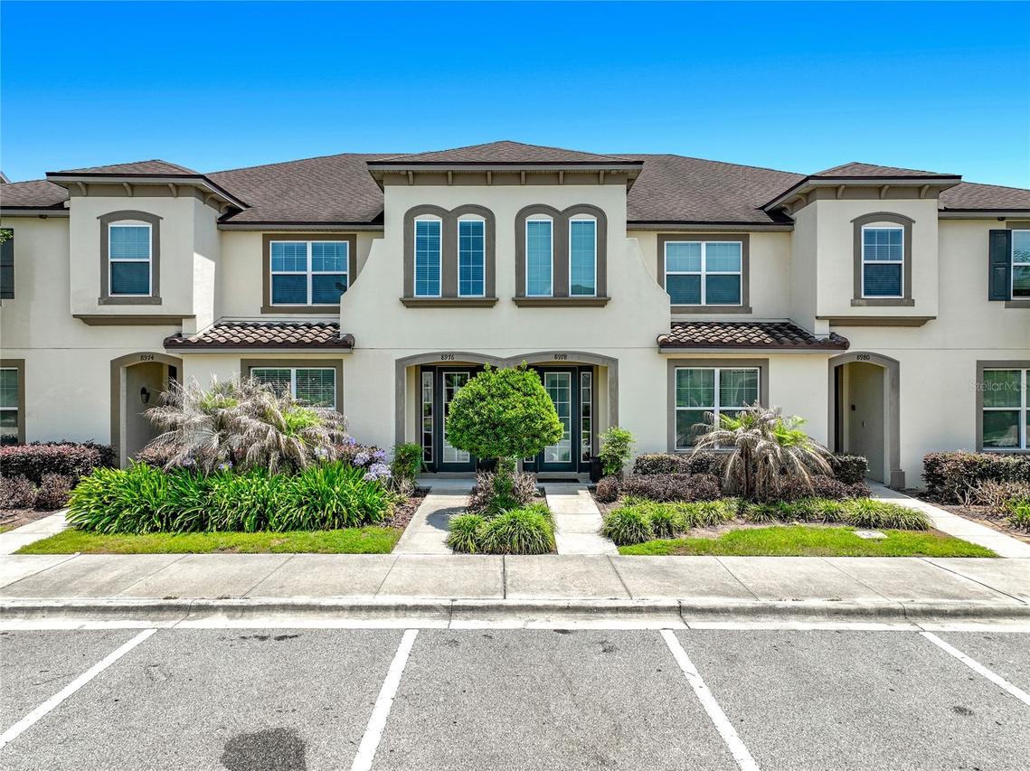 8976 Amelia Downs Tr., Kissimmee, FL 34747