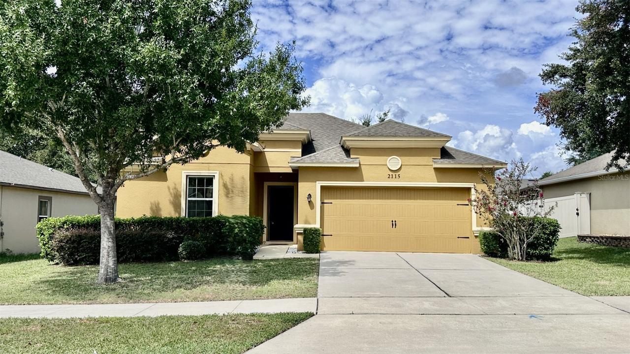 2115 Waseca Ln., Leesburg, FL 34748